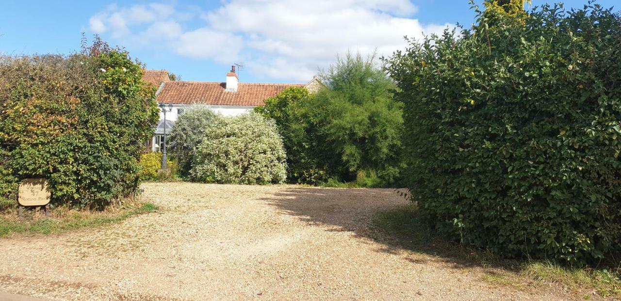 The Nest At Bramble Cottage Lacock Exterior photo